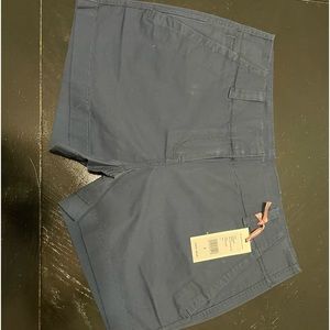Ladies Vineyard Vine Shorts